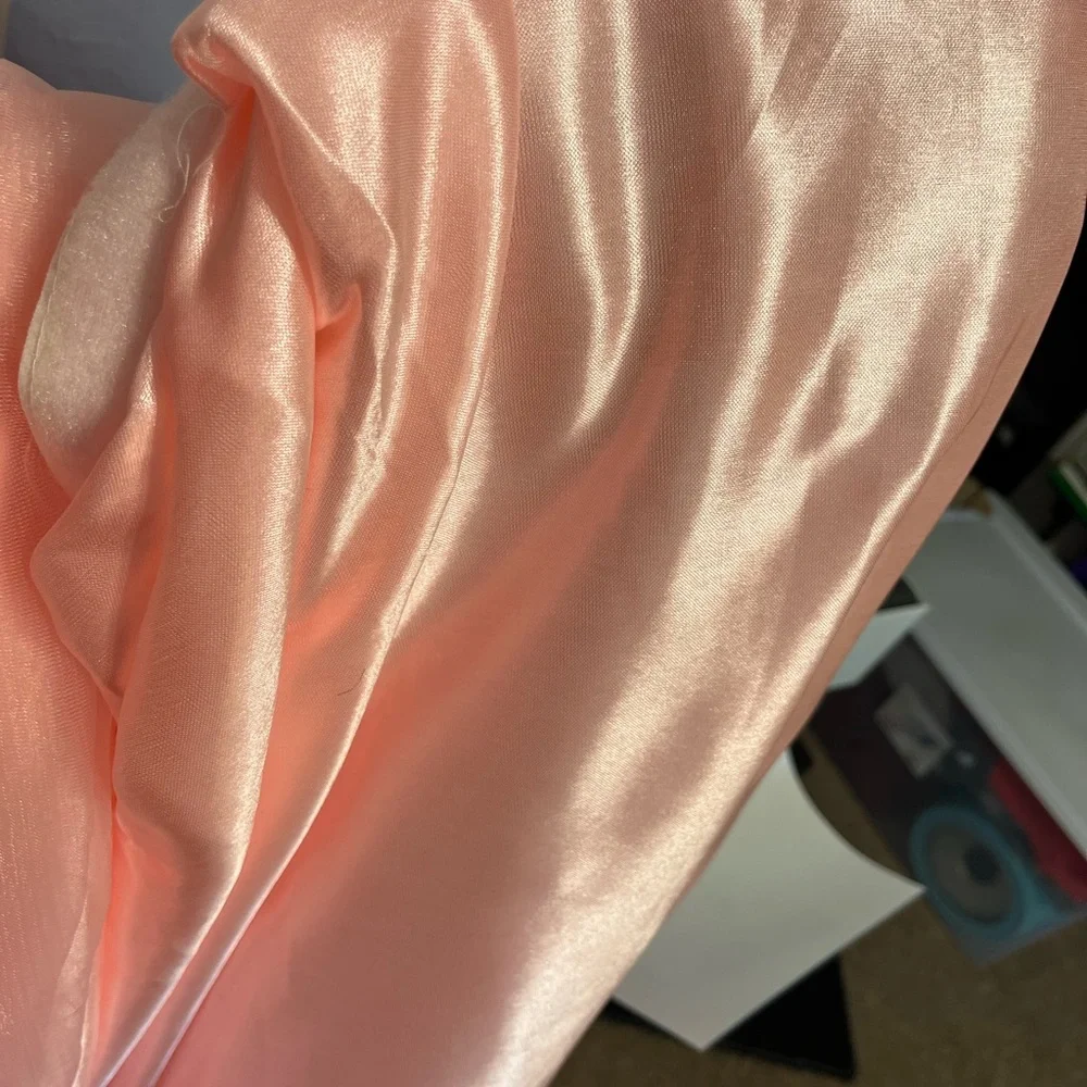 Elegant Pink Tulle Table Skirt